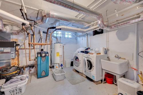 5057 Garfield Ave, Minneapolis MN 55419-5402 exterior