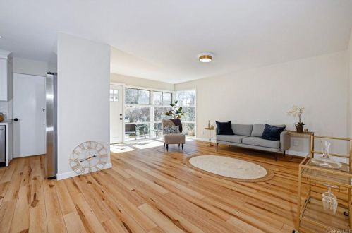 2603 Mercer Ct, Yorktown Hgts NY  10598-3103 exterior