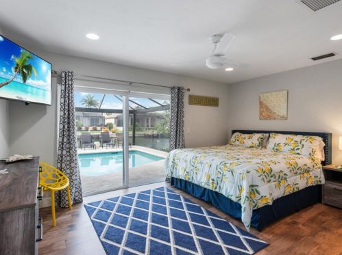 773 Holly Ct, Marco Island FL  34145-1915 exterior