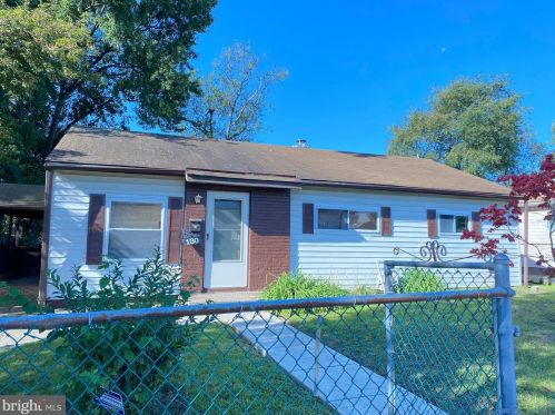 130 Halcyon Dr, New Castle, DE 19720-1241