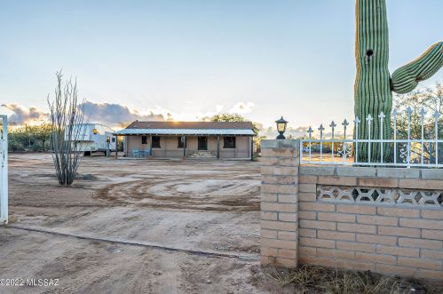 8646 Fillmore Rd, Tucson, AZ 85736-1892