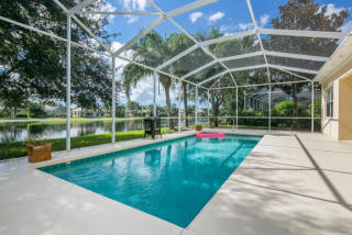 3964 Upolo Ln, Naples, FL 34119-7509
