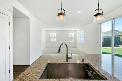 5031 Birch Valley Way, Rancho Cordova CA  95742 exterior