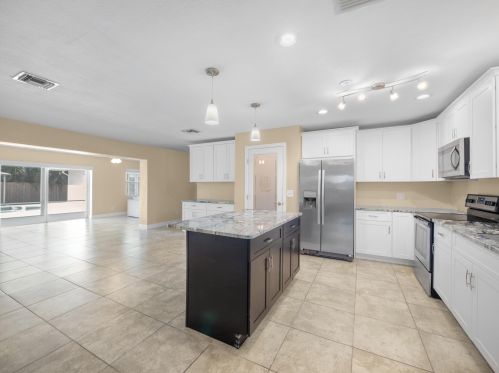 1964 Capri St, Palm City, FL 34990-2106