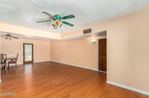 1829 Ardmore Dr, Phoenix AZ  85042-8038 exterior