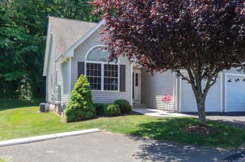 58 Forshaw Ave, Plainville, CT 06062-2531