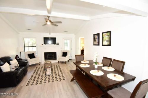 20 Calico Ct, Beaufort SC  29906-8900 exterior