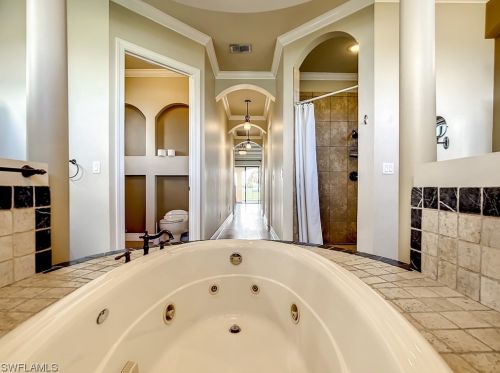 3510 15th Ter, Cape Coral FL  33993-4954 exterior