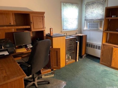 385 Broome Ave, North Lindenhurst NY  11757-3834 exterior