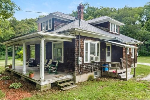 184 Burnham Hwy, Norwich, CT 06351-2806