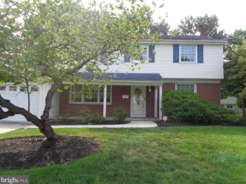 702 Heritage Rd, Riverton, NJ 08077-3702