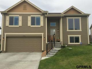 9112 Scott St, Omaha, NE 68122-3022