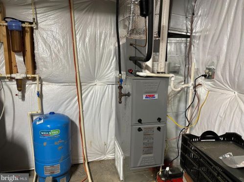 6319 Page Valley Rd, Richmond National Battlefiel VA  22835-7612 exterior