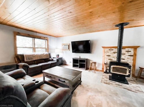 5361 Shady Knolls Dr, Shingobee MN  56484-2040 exterior