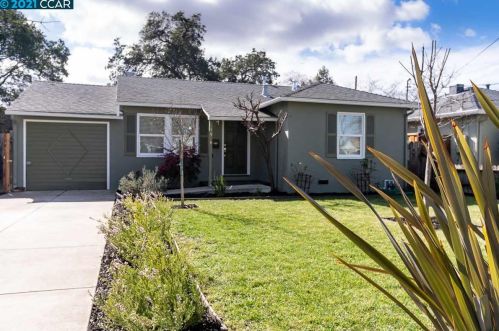 2920 Atlantic St, Concord, CA 94518-1006
