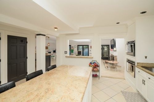 885 Randolph St, Canton MA  02021-1365 exterior