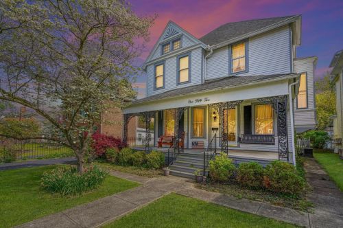 152 5th St, Chillicothe, OH 45601-3308