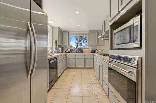 18645 Maple Leaf Ct, Middletown CA  95467-8528 exterior