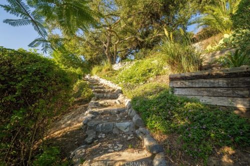 1022 Oak Canyon Ln, Glendora CA  91741-2256 exterior