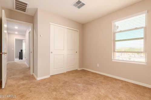 3821 79th Dr, Phoenix AZ  85033-3501 exterior