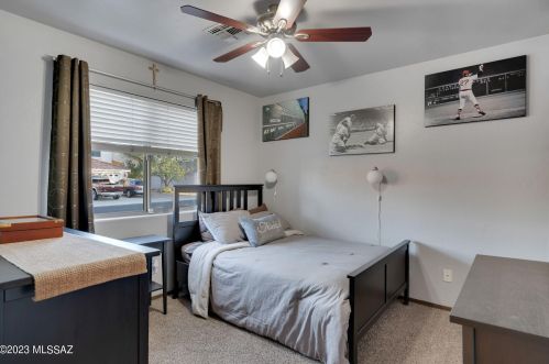 6952 Tacna Dr, Tucson AZ 85743-1422 exterior