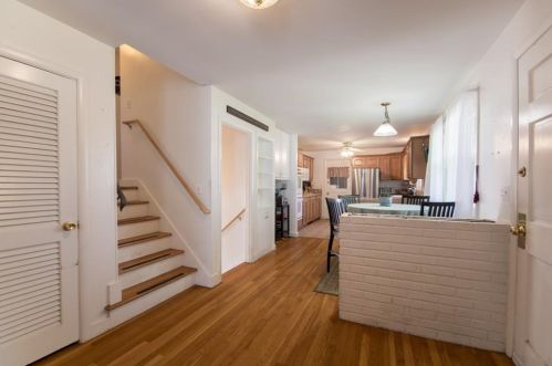 19 Casey Dr, Middletown RI  02842-6224 exterior