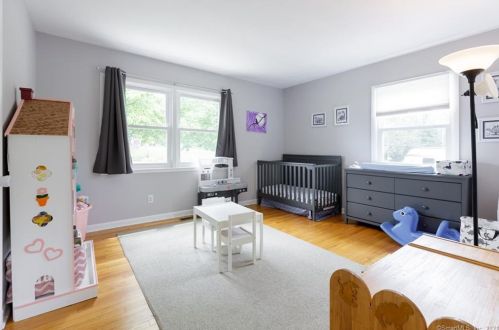 308 Twin Lakes Rd, North Branford CT  06471-1220 exterior