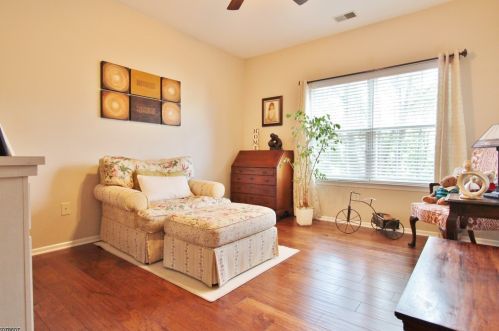 1025 Flakne Ct, South Plainfield NJ  07080-2350 exterior