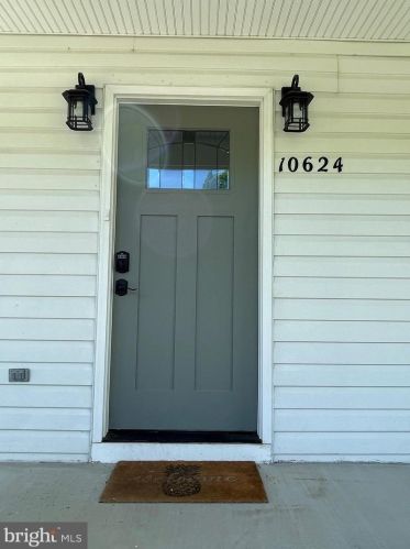 10624 Cobblestone Dr, Spotsylvania VA  22553-1659 exterior