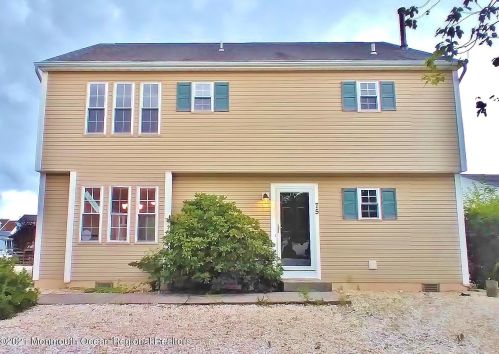 75 Spinnaker Ct, Berkeley Township, NJ 08721-1415