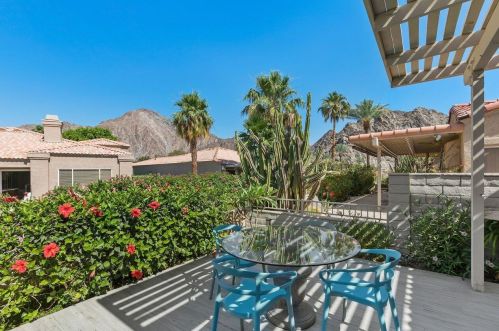 48221 Calle Florista, La Quinta CA  92253-2251 exterior