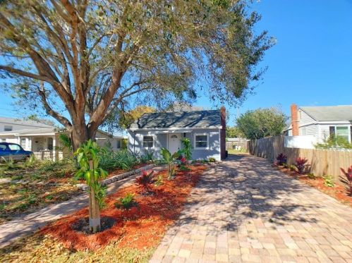 4827 32nd Ave, Saint Petersburg, FL 33713-2022