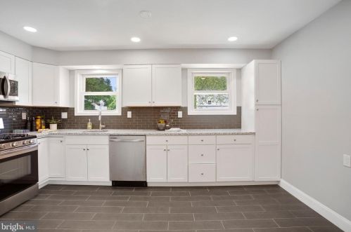 1730 Hills Dr, Norristown PA  19401-5702 exterior