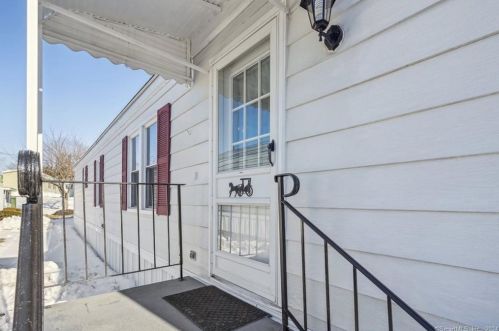 26 Laurel Vw, Wallingford, CT 06492-2369