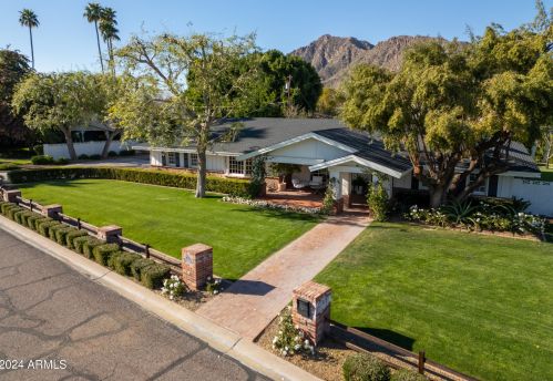 6144 Calle Del Norte, Scottsdale, AZ 85251-3065
