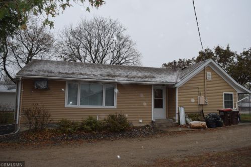 1220 6th St, Howard Lake, MN 55349-5649