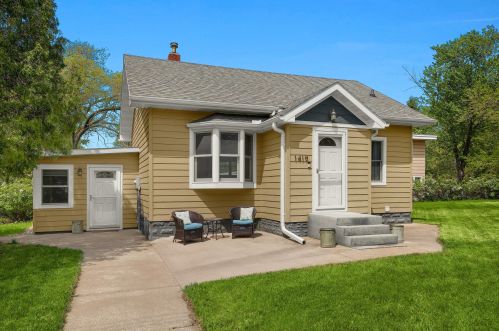 1419 Island St, La Crosse, WI 54603-2848