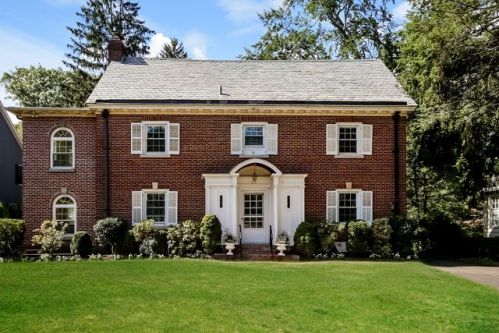 87 Walworth Ave, Scarsdale, NY 10583-1140