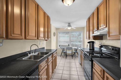 1724 Princeton Ave, Lakewood NJ  08701-2879 exterior