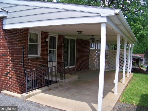 127 Crestmont Ave, Lancaster, PA 17602-2621