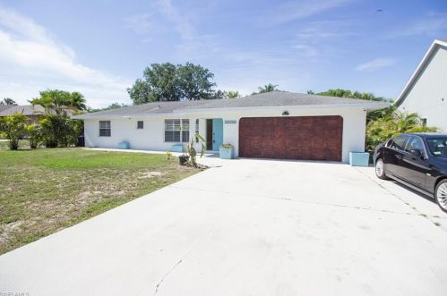 10315 Pennsylvania Ave, Bonita Springs FL  34135-4904 exterior