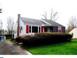 227 Cedar Ave, Horsham, PA 19044-2526