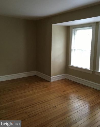 407 College Ave, Lancaster PA 17603-3319 exterior