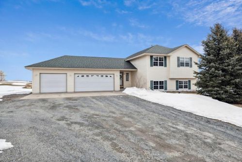 989 158th St, Hammond WI  54015-4835 exterior