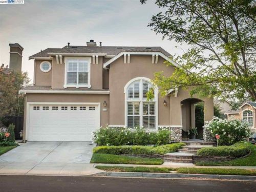 4105 Pleasanton Ave, Pleasanton CA  94566-8003 exterior