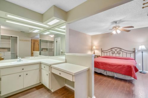 418 Poplar Ct, Maitland FL  32751-5975 exterior