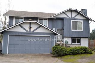 471 Edmonds Ct, Seattle WA  98056-4011 exterior