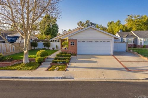 27845 Santa Clarita Rd, Santa Clarita, CA 91350-3617
