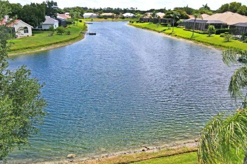 10982 Longshore Way, Naples, FL 34119-8815