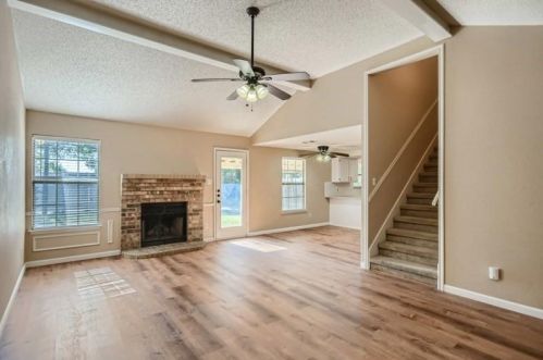 1720 Hastings Dr, Midlothian TX  76063-3366 exterior
